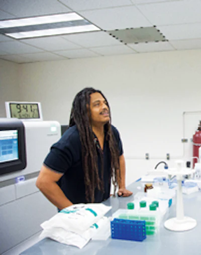 Reggie Gaudino In Lab W Pac Bio Dna Sequencer Fmt