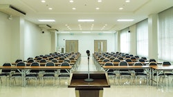 Meeting Room Dreamstime Credit Chokmoso Resized