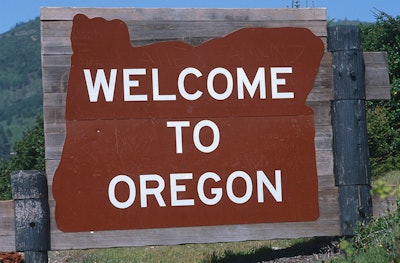 Welcome To Oregon Sign Dreamstime Credit Americanspirit Resized