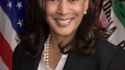 800px Senator Harris Official Senate Portrait