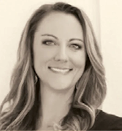 Kyra Headshot Fmt
