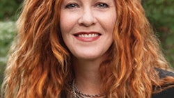 Noelle New Headshot Fmt