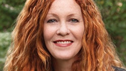 Noelle New Headshot Fmt