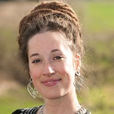 Laura Day Rivero 200x200