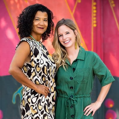 Kelly And Courtney2 Resized