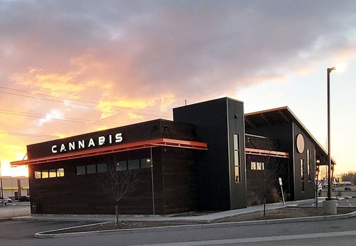 The BorderTown Effect Dispensaries Boom on State Line Cannabis