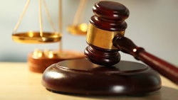Gavel Africa Studio76403295
