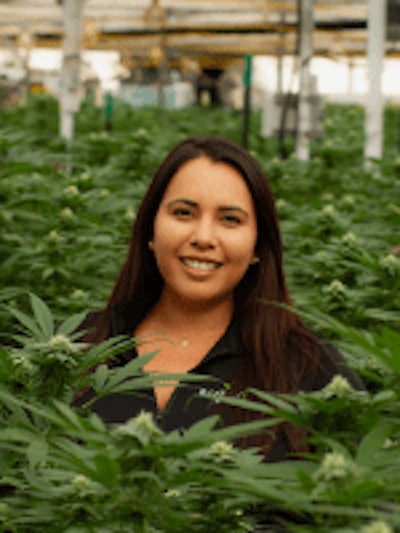 Michelle Hackett Headshot