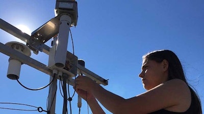 Rooftop weather station calibration
