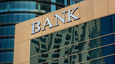 Twitterbankbuilding Adobestock Credit Antonio Resized