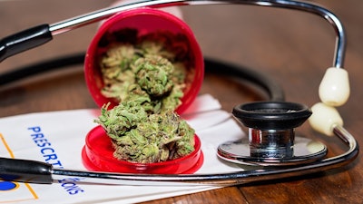 Medical Canna Adobe Stock213112147