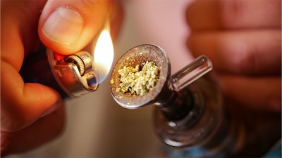 Smokingcannabis Adobe Stock434033606web Header
