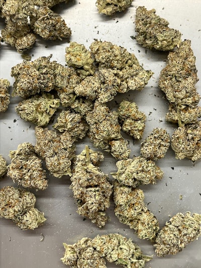 Buds Trim Fmt