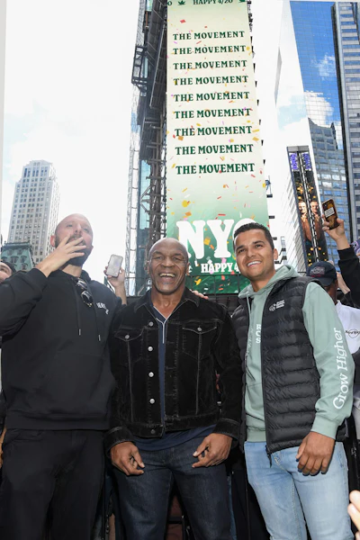 042424 Royal Queen Seeds Time Square 420 Countdown W Mike Tyson 2